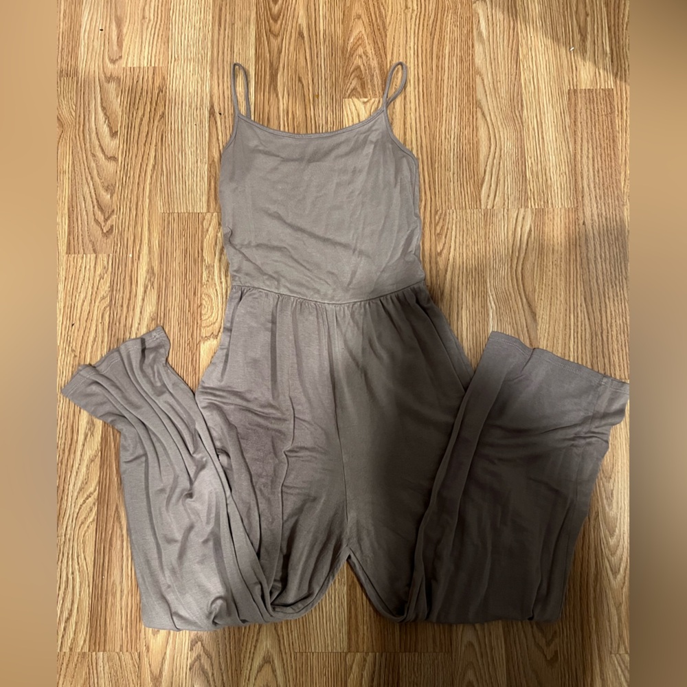 Stylish Dark Beige Spaghetti Strap Jumpsuit size small!